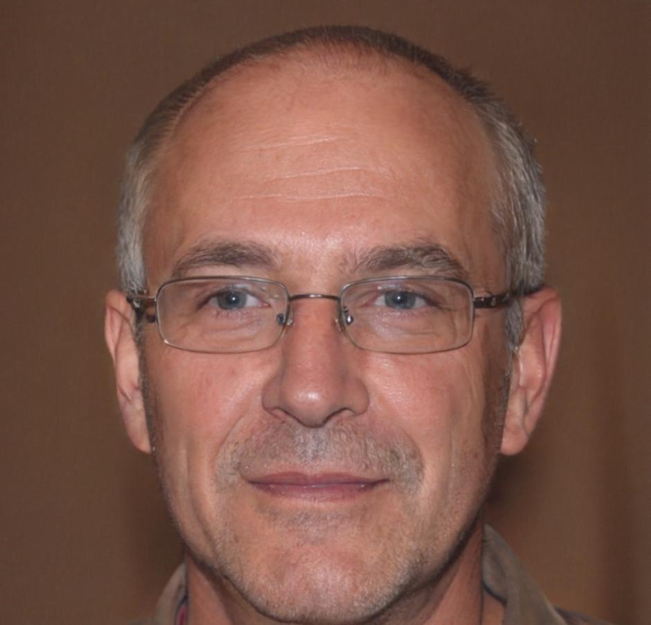 Instructor Tymofiy Voloshin